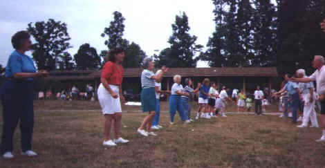 eggs3picnic91.jpg (33270 bytes)