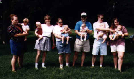 babys1picnic95.jpg (21860 bytes)