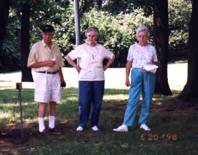 98pic001.jpg (11936 bytes)